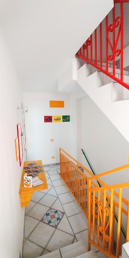 Casa Sunrise - Lovely Sea Front Apartment Шакка Экстерьер фото
